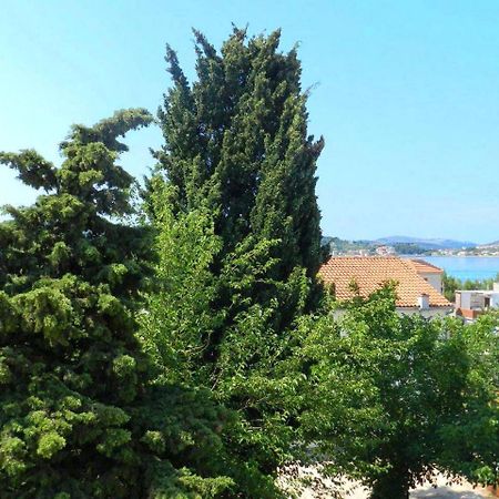 Apartments Toni Vodice Bagian luar foto