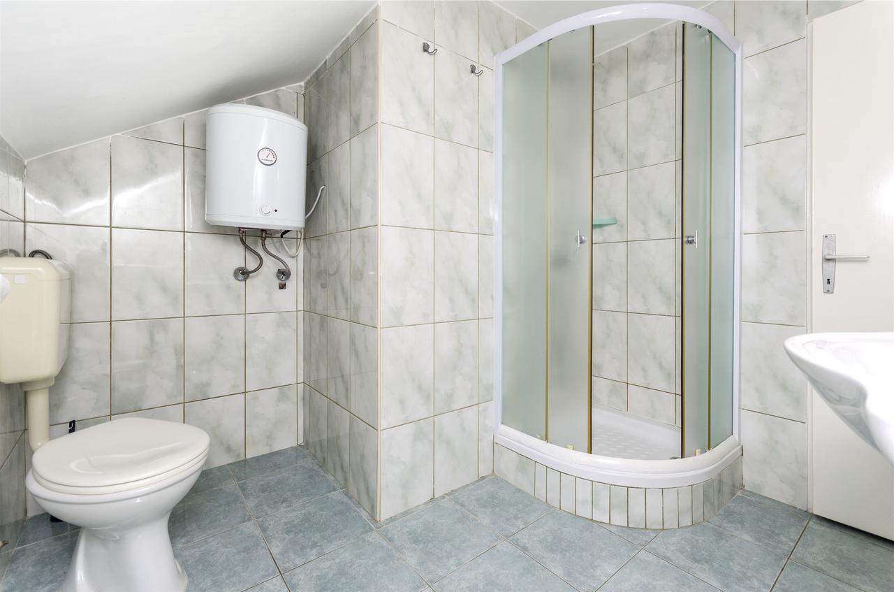 Apartments Toni Vodice Bagian luar foto